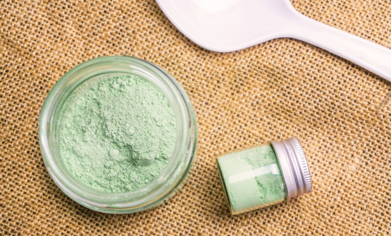 Green Maeng Da kratom powder