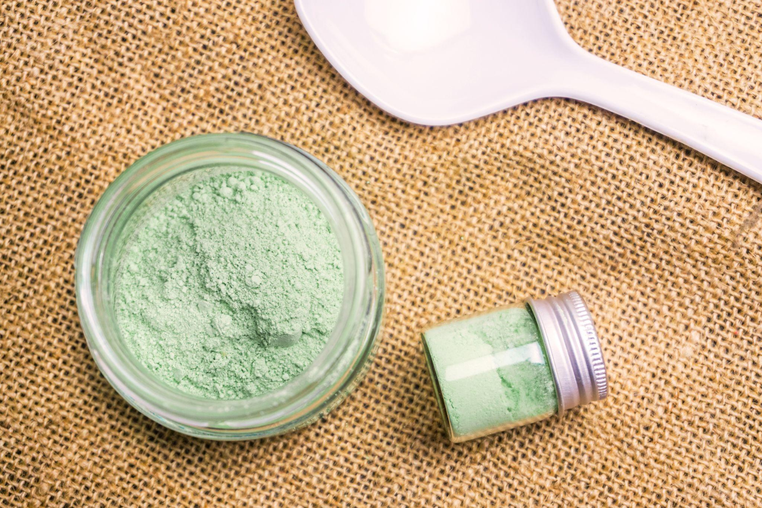 Green Maeng Da kratom powder